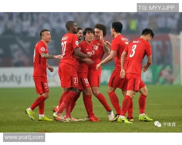 中超激战亚泰主场迎战权健双方争夺季后赛资格的关键之战