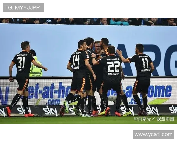 漫步者与西部联的精彩对决揭示足球战术与团队合作的魅力