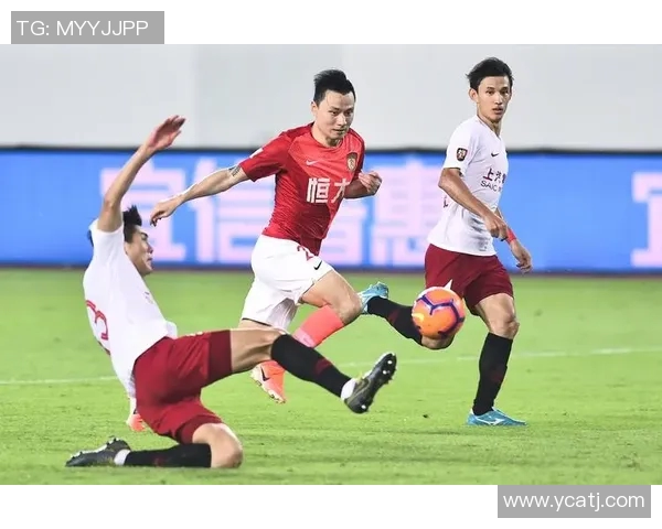 多德勒支与阿尔克激战正酣谁能在这场较量中笑到最后